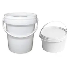 Cubos de plástico